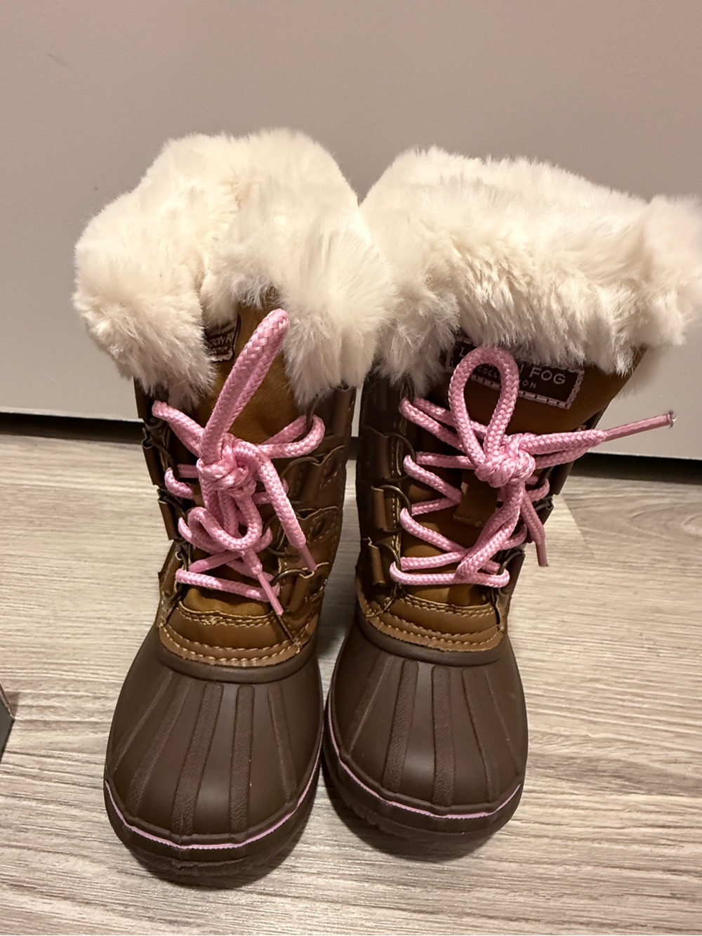 London Fog Girls Tan/Pink Faux Fur Winter Boots Size 9